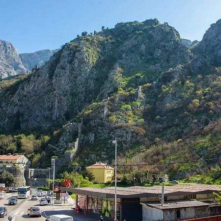 Apartman Dijana Kotor Extérieur photo