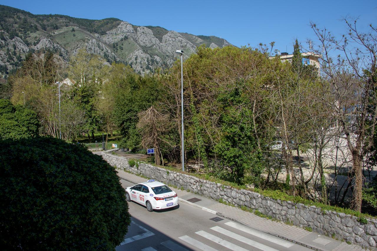 Apartman Dijana Kotor Extérieur photo