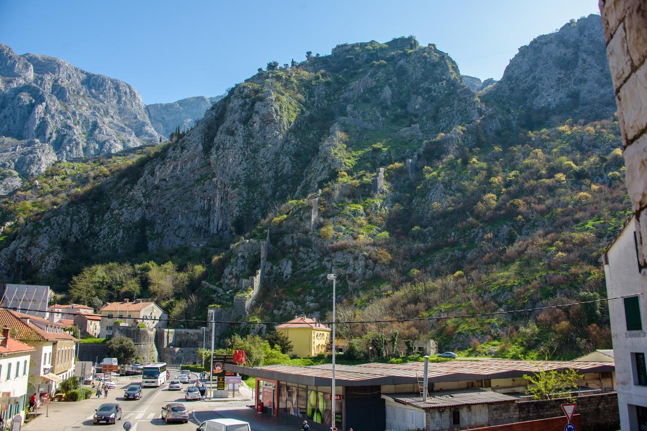 Apartman Dijana Kotor Extérieur photo