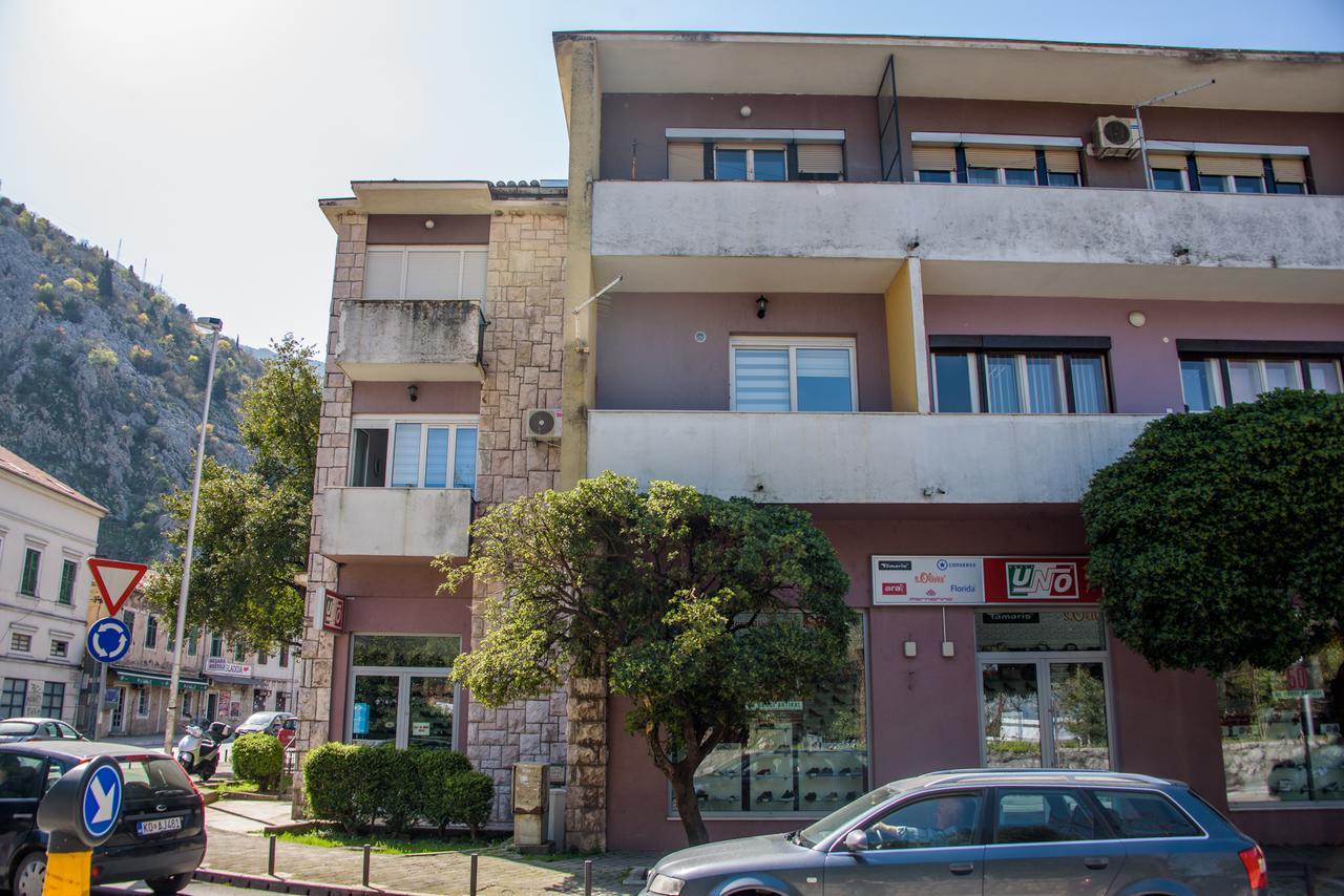 Apartman Dijana Kotor Extérieur photo